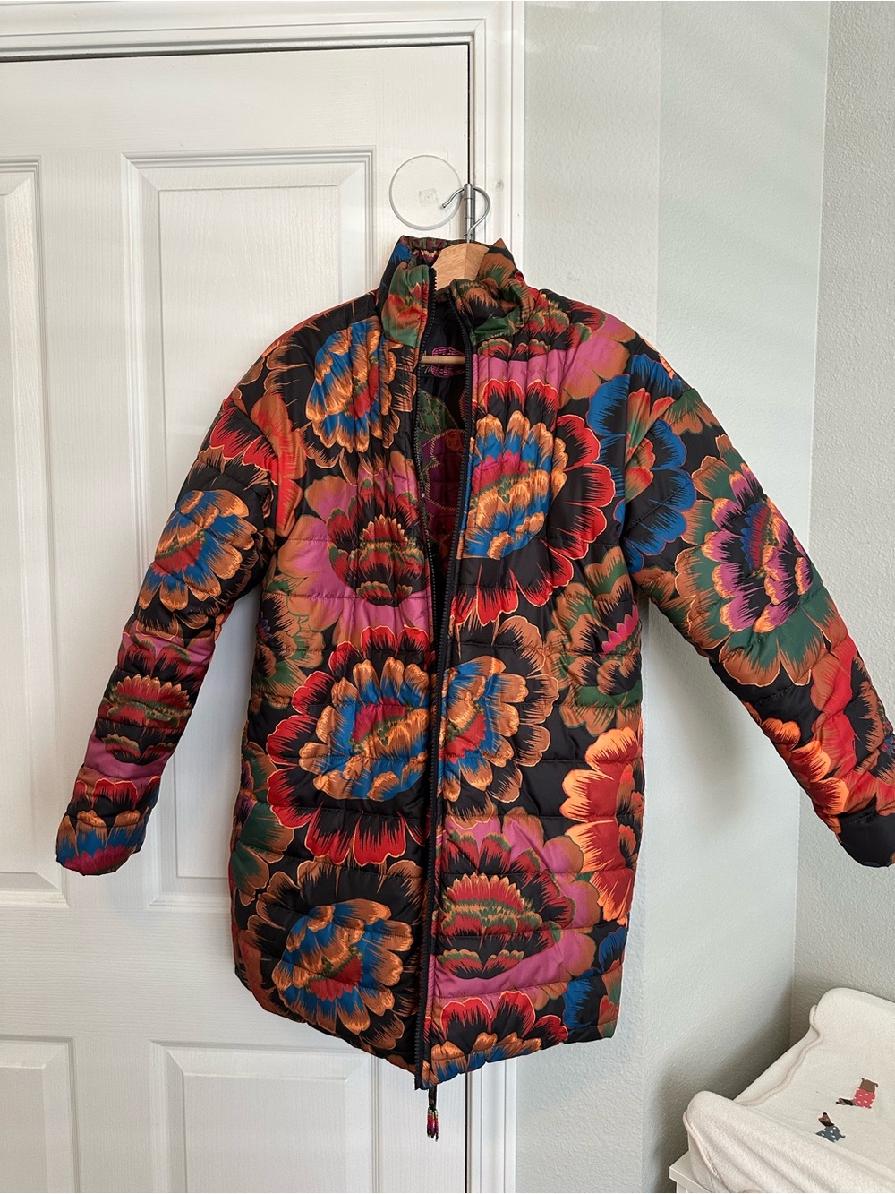 FARM Rio Multicolor Quilted Printed Puffer Jacket - Picture 8 of 13